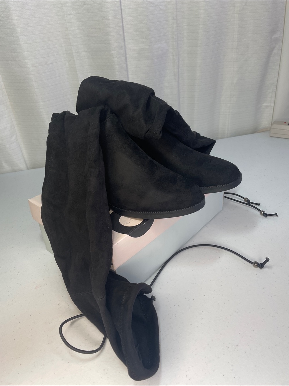 SO Black Over-the-Knee Suede Boots